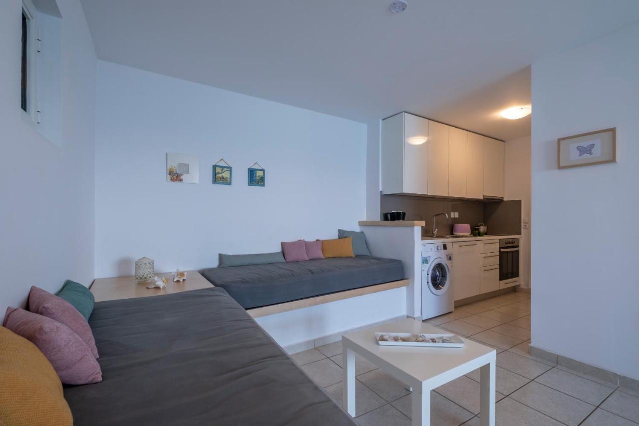 Meli Apartments&Villas Kivérion Esterno foto