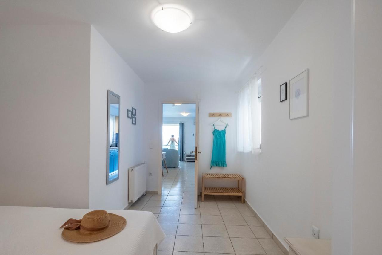 Meli Apartments&Villas Kivérion Esterno foto
