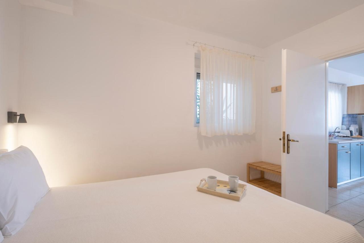 Meli Apartments&Villas Kivérion Esterno foto
