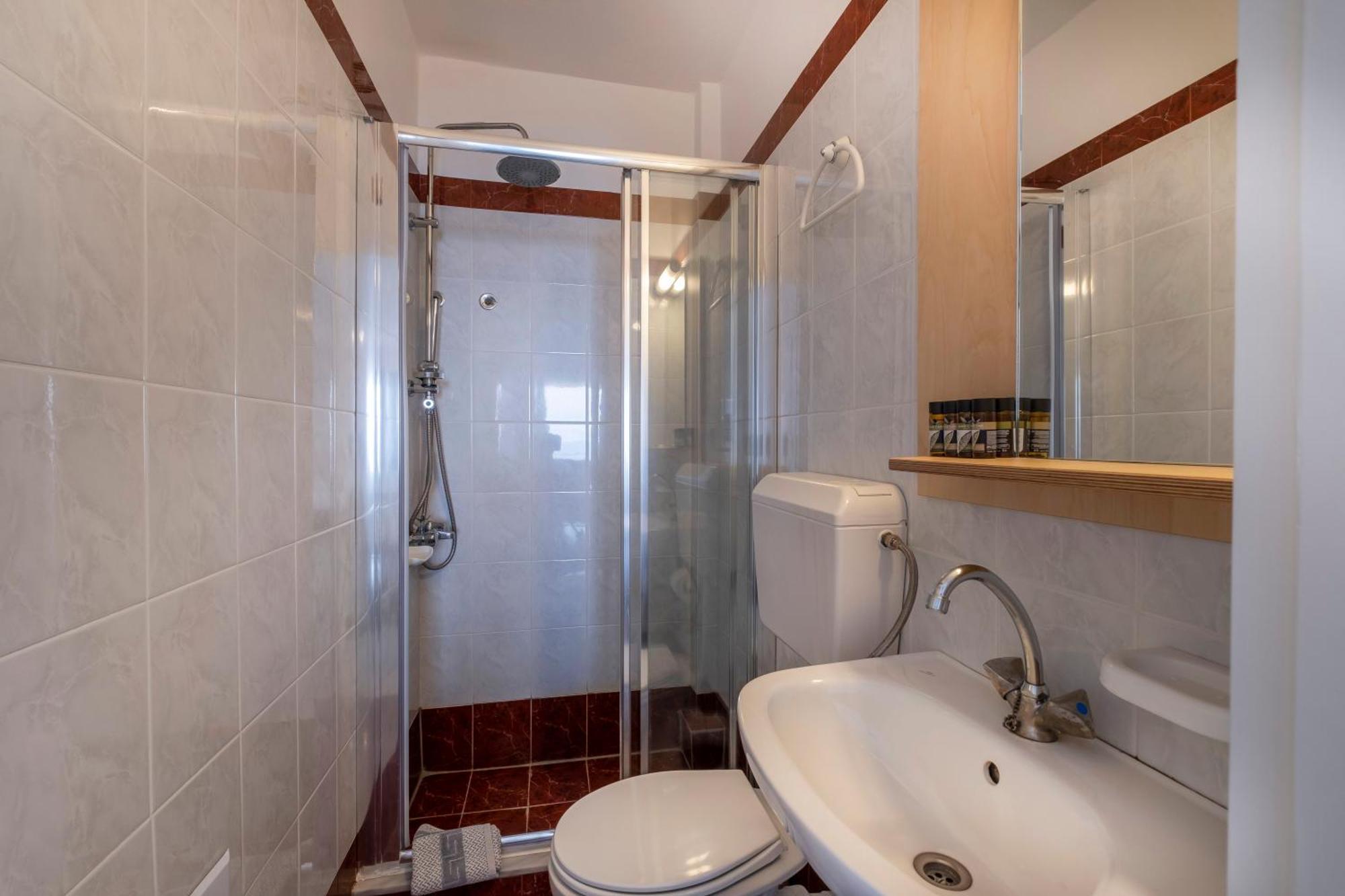 Meli Apartments&Villas Kivérion Esterno foto
