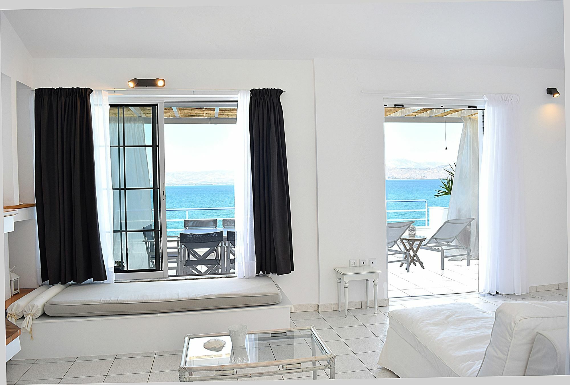 Meli Apartments&Villas Kivérion Esterno foto
